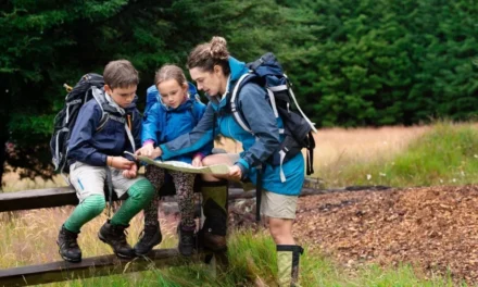 Majówka 2025 – gdzie wyjechać? Polecane miejsca w Polsce i za granicą