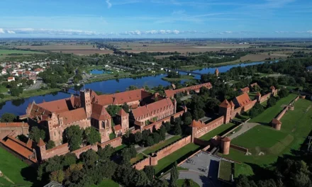 Malbork, Kwidzyn, Elbląg – gdzie zatrzymać się jadąc nad polskie morze?